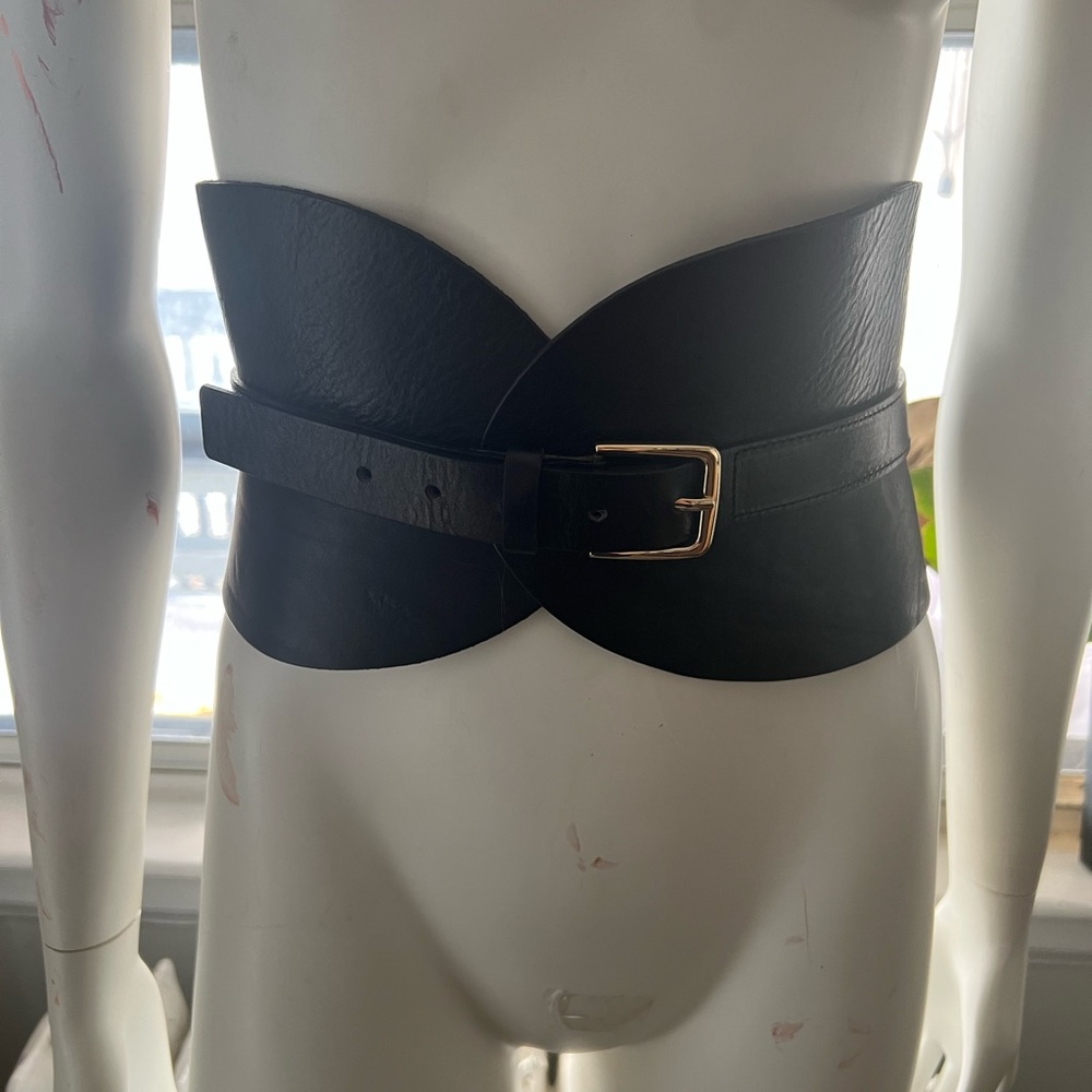 Black Leather Waist Belt